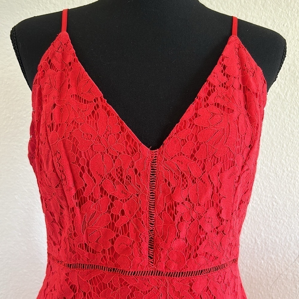 ASTR THE LABEL Red Lattice Inset Lace Dress Size Medium - Picture 8 of 11